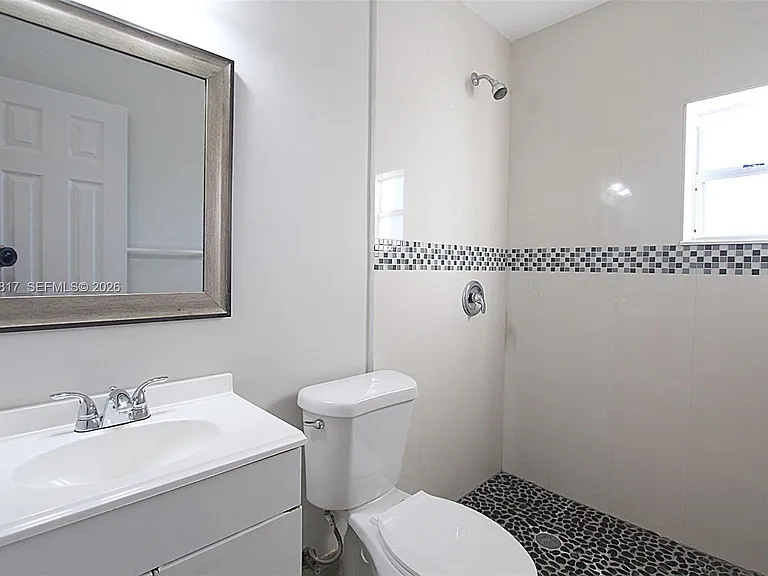 14340 Graves Dr — Photo 6