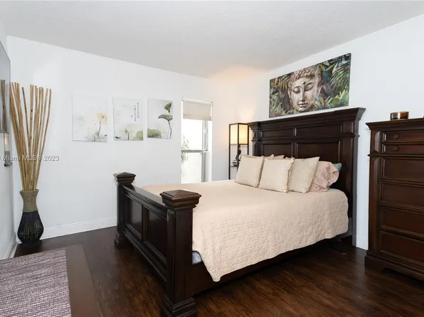 5218 NE 6th Ave #E2, Fort Lauderdale, FL 33334