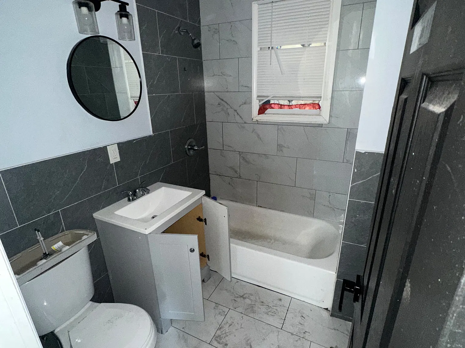 5 bed, $3,500 — Photo 2