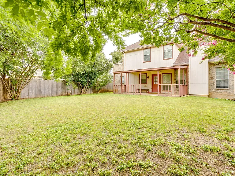 2701 Clovermeadow Dr — Photo 43