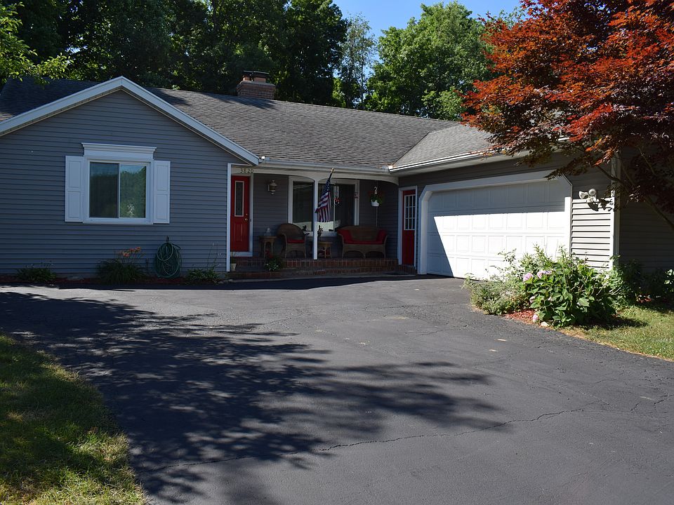 1st image of 3820 Kentridge Dr SE