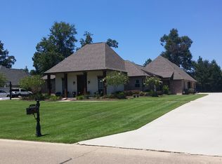 8561 Jolee Dr, Denham Springs, LA 70706