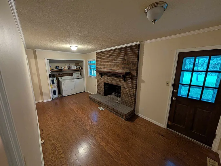 317 Grant Dr — Photo 10