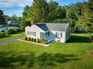 5 Donais St, Easthampton, MA 01027