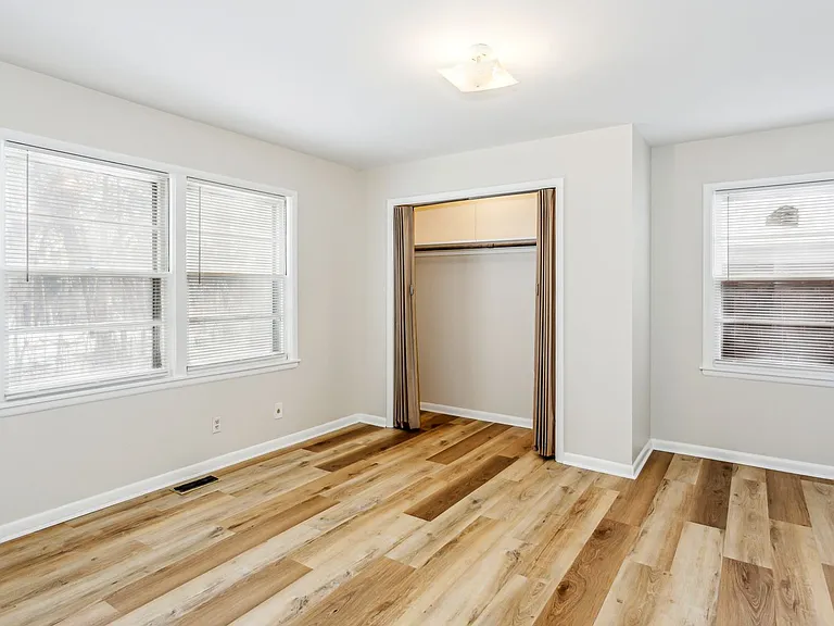 1733 N Holyoke Ave — Photo 5