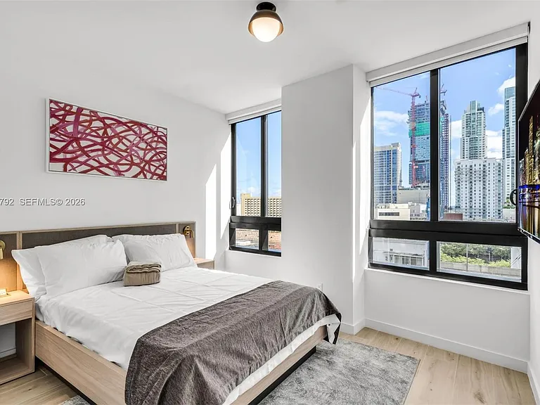 225 N Miami Ave #301 — Photo 15