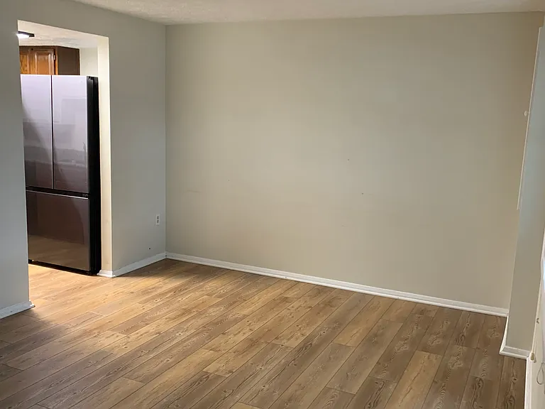 7034 Hames Ct — Photo 3