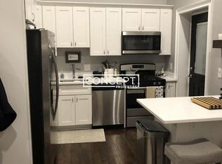 150 W 4th St #2F, Boston, MA 02127