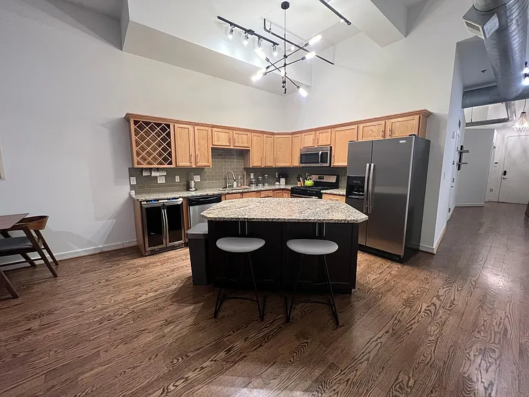 2441 N Broadway #113 — Photo 8