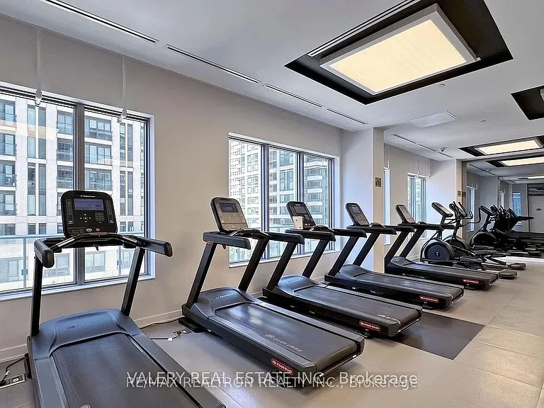 195 Redpath Ave #2205 — Photo 9