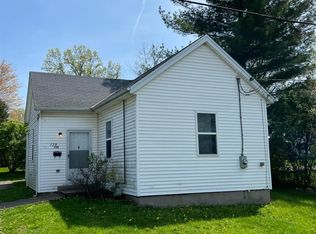 128 S Ash St, Bethel, OH 45106
