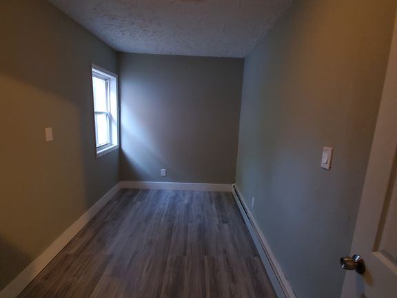 5th image of 602 Bramhall Ave #2Q
