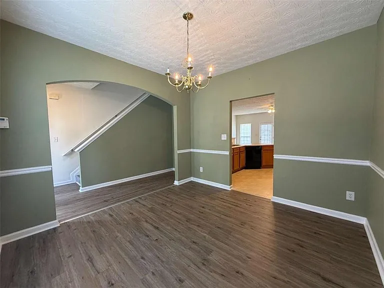 644 Kenridge Dr — Photo 4