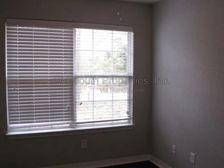 8428 Walnut Ave — Photo 3