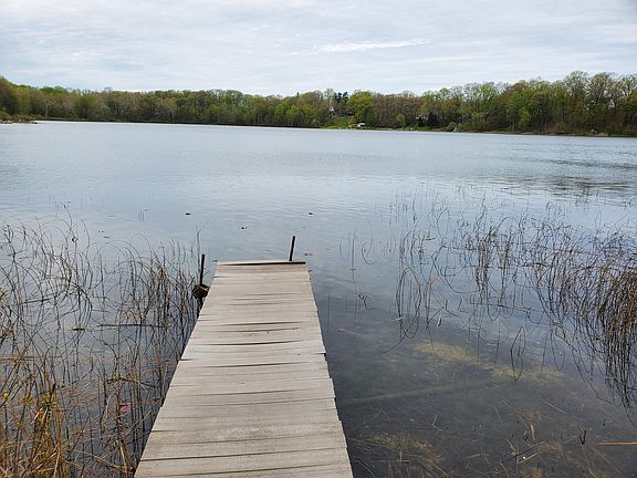 3rd image of 684 E Lake Sixteen Dr