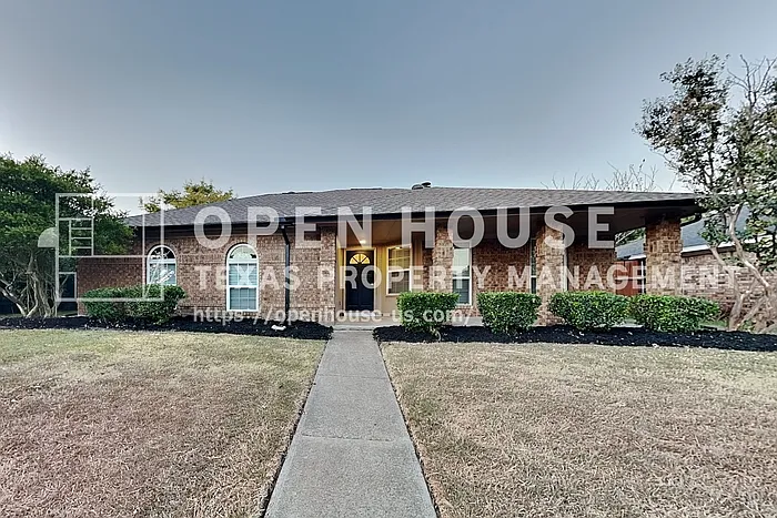 1314 Flameleaf Dr