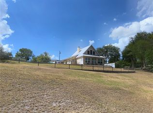 101 Knoll Trl, Sandia, TX 78383