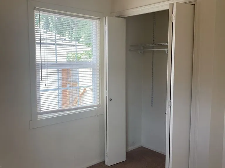 2811 Grand Blvd — Photo 15