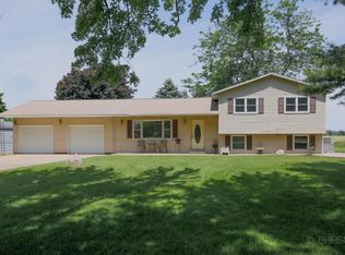 15352 River Heights Rd, Constantine, MI 49042