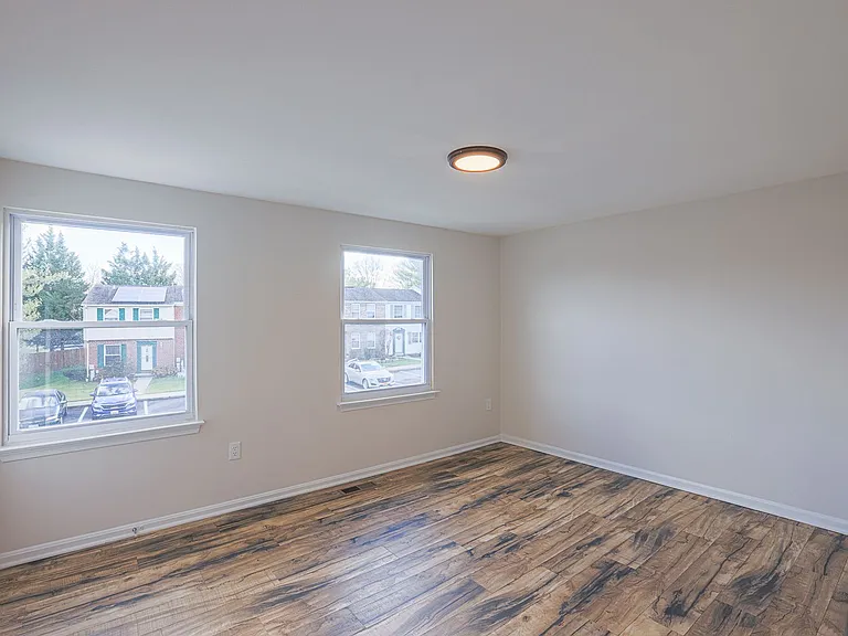 14 Luffing Ct — Photo 43