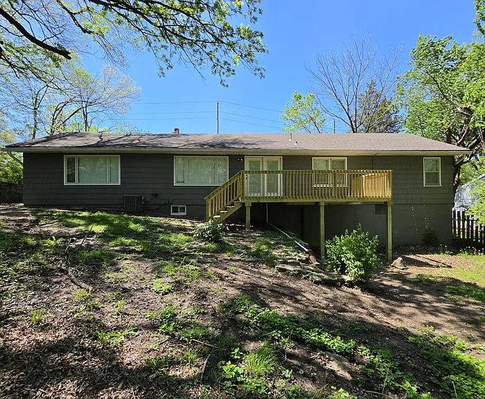 9615 Holmes Rd — Photo 25