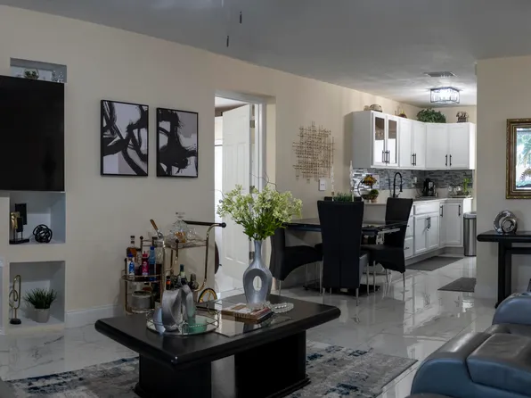 919 Mcintosh Street, West Palm Beach, FL 33405