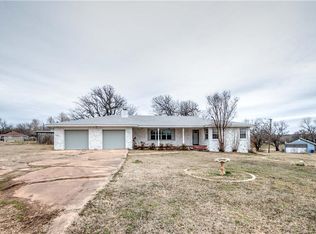 1020 S Dewey, Chandler, OK 74834
