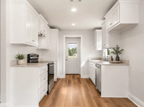 347 Marie St, Sunset, LA 70584