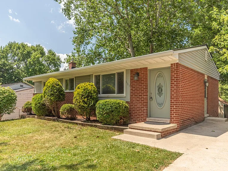 603 Manor Dr — Photo 1