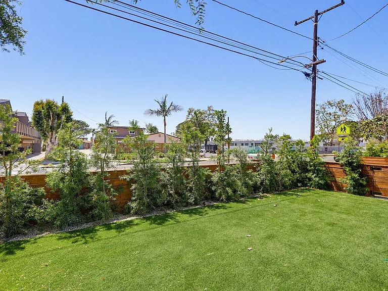 2036 Pomona Ave #A — Photo 27