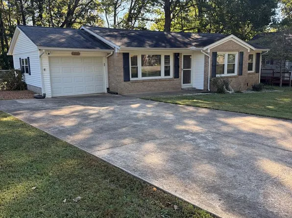 111 Marilyn St, Paris, TN 38242