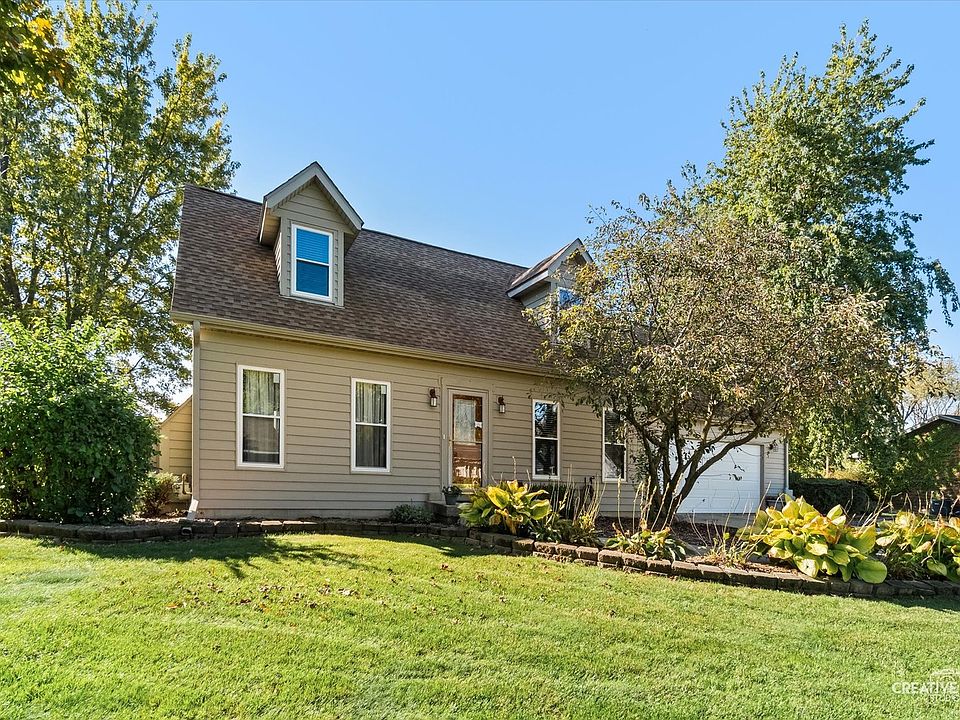 1st image of 275 Brookside Dr