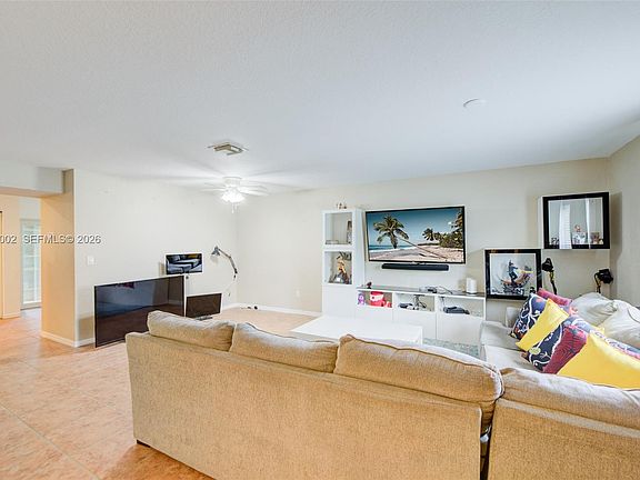 2nd image of 5955 London Ln #0