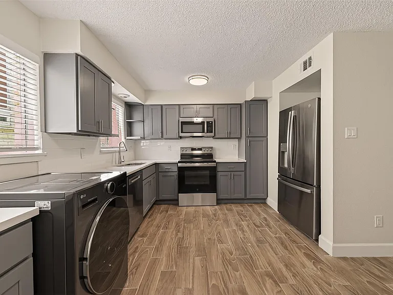 7714 Renwick Dr #M68 — Photo 7