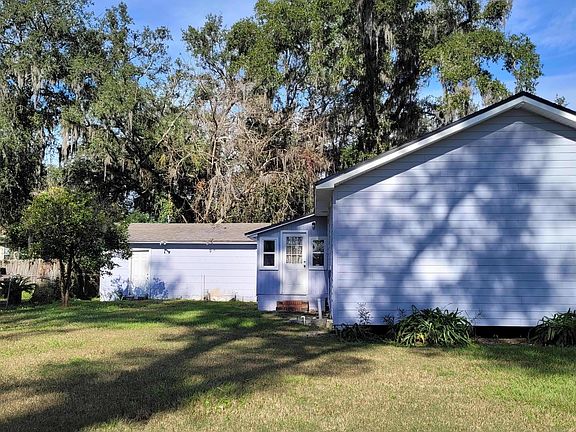 4th image of 9004 Polk Ave