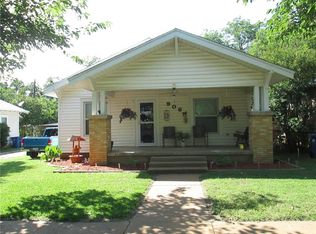 906 W 7th St, Cisco, TX 76437