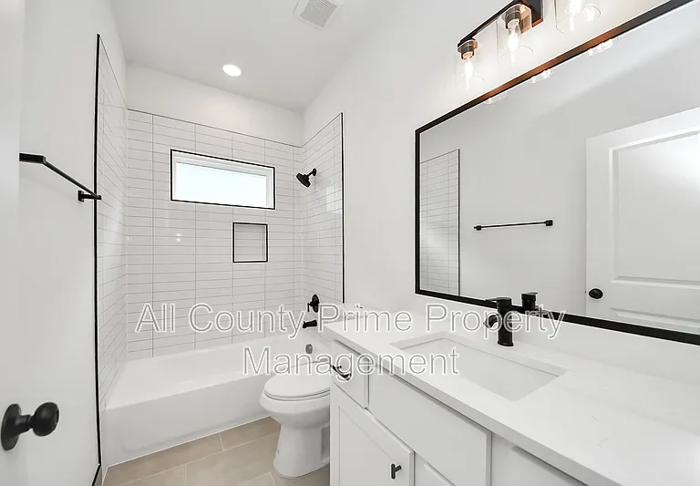2708 Bostic St #B — Photo 19