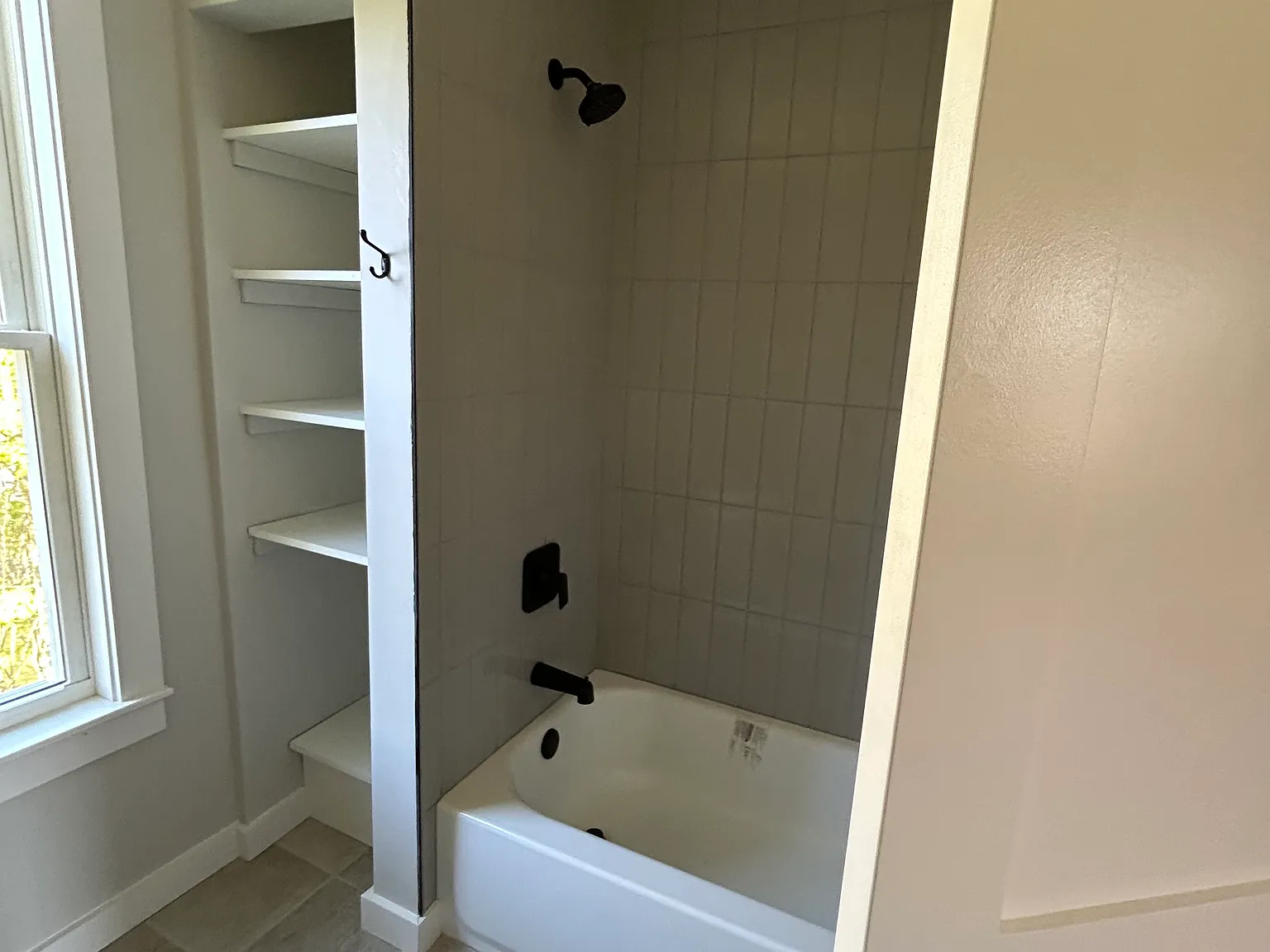 1 bed, $1,250 — Photo 4