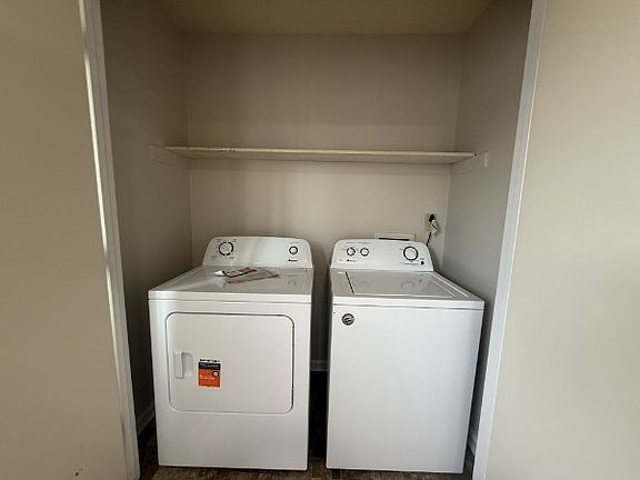 3rd image of 330 Audrea Ln APT 7