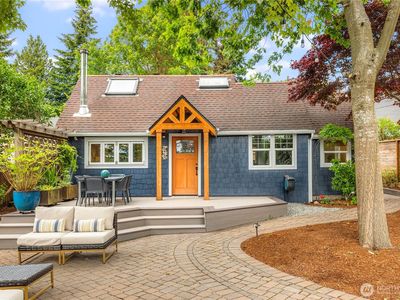 1410 N 100th Street, Seattle, WA, 98133