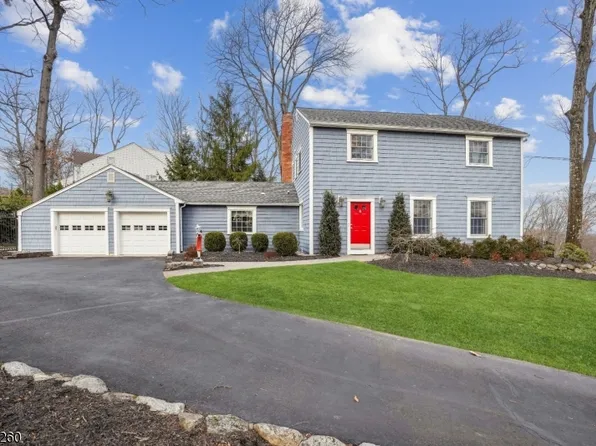 1 Oregon Trail, Morris Plains Boro, NJ 07950