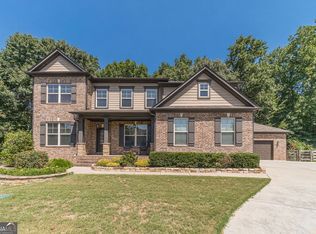 9240 Holly Wood Dr, Gainesville, GA 30506