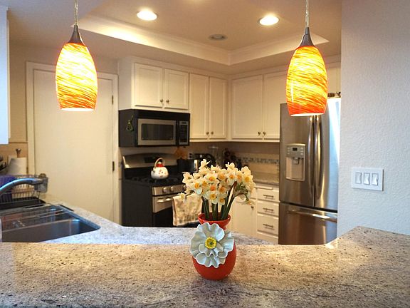 5th image of 456 Mountain Laurel Ct
