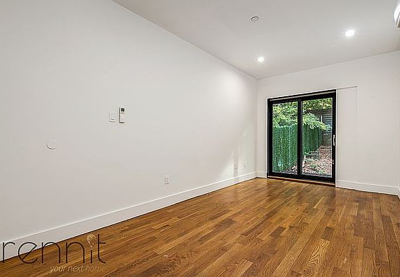 2nd image of 564 Park Pl #1B