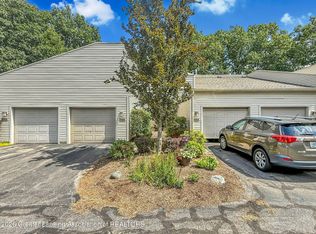 1152 S Ridge Rd, Lansing, MI 48917