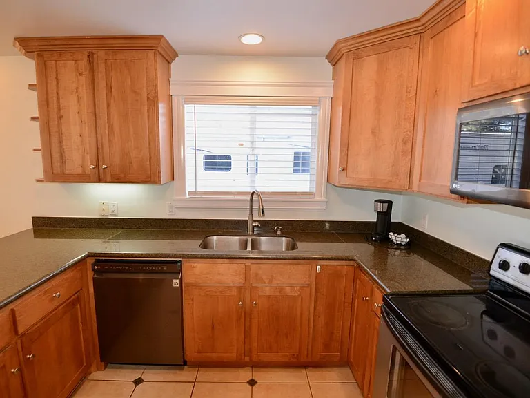 7171 S Angelsea Dr — Photo 8