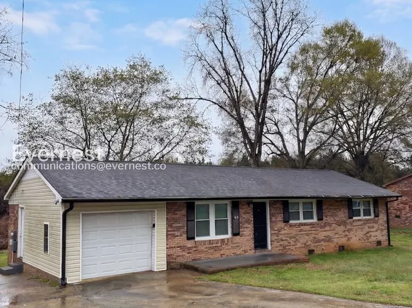 4026 Angus Dr, Gastonia, NC 28056