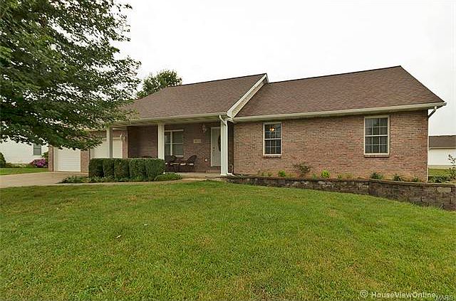 1st image of 903 Aspen Dr