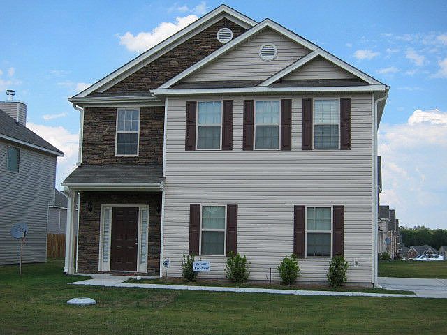 1st image of 2613 Leland Drive