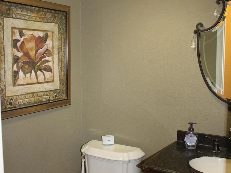 Powder room